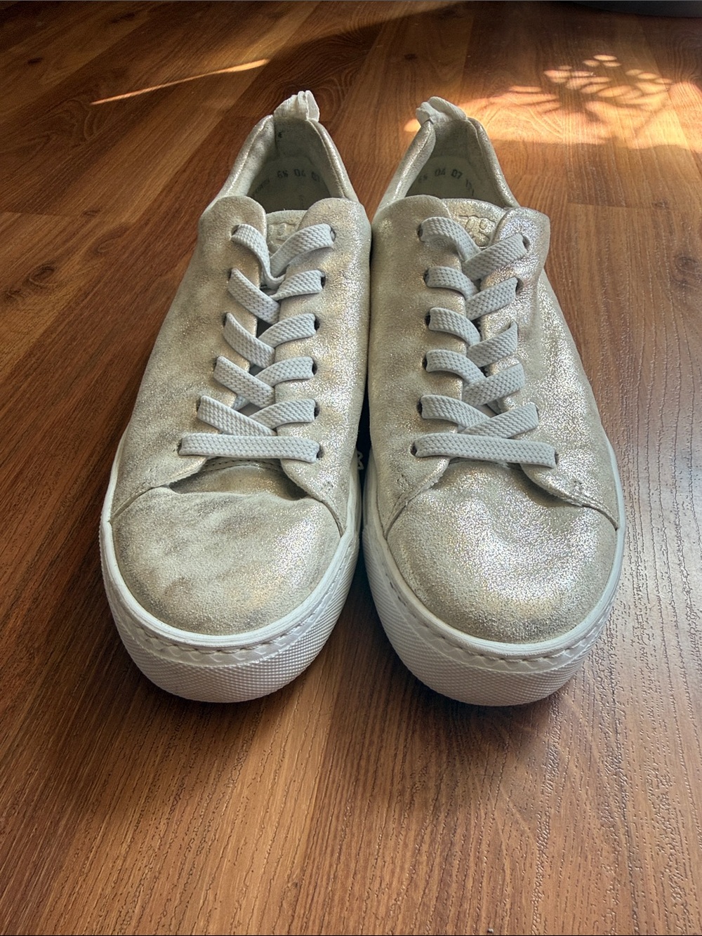 Paul Green Metallic Cream Lace-Up Hadley Sneakers